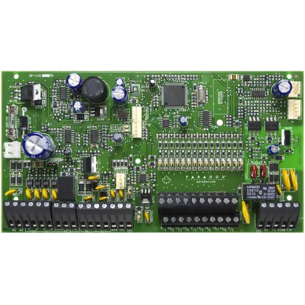 Centrala Paradox SP7000, 16 intrări de zonă sau 32 cu ATZ, trigger PGM, tastatura TM50 1buc, cutie cu traf 1buc.