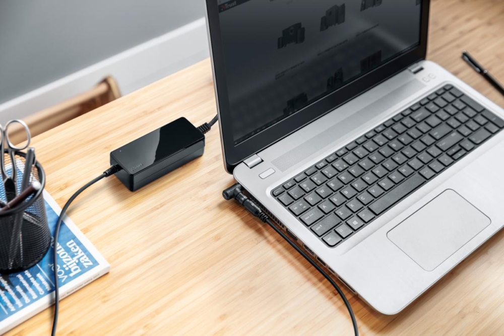 Incarcator laptop Trust Primo