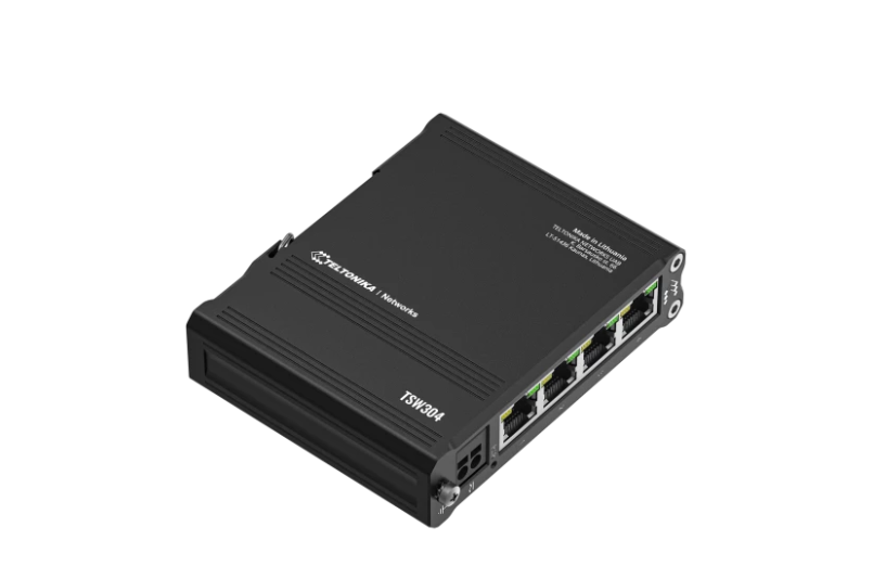 Interfata: 4 x ETH ports