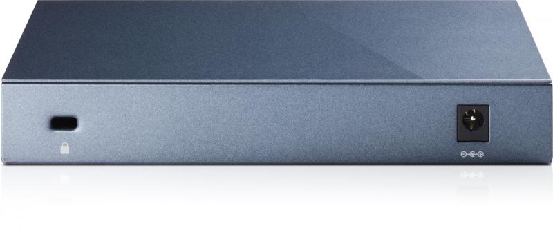 8 port