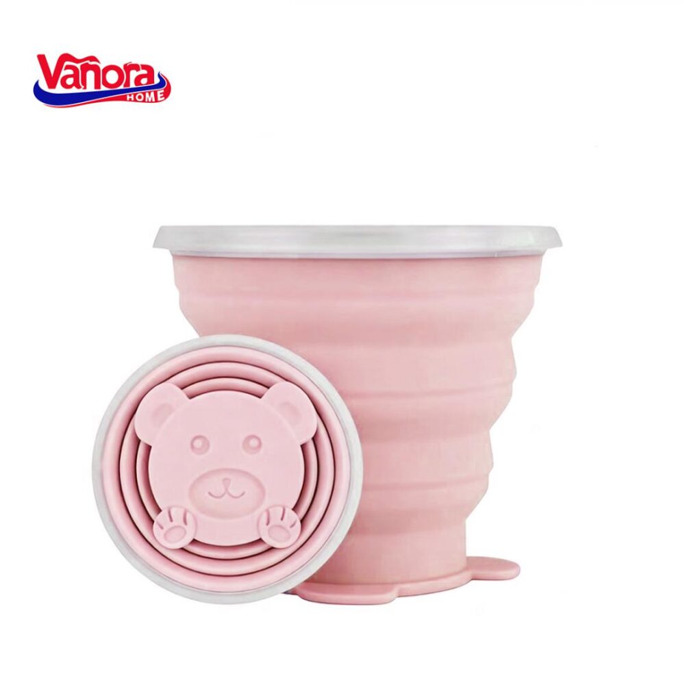 "PAHAR PLIABIL SILICON 270 ML Material: Silicon Dimensiune: 9.5x8.5 CM Dimensiune pliat: 9.5x1.5 CM"